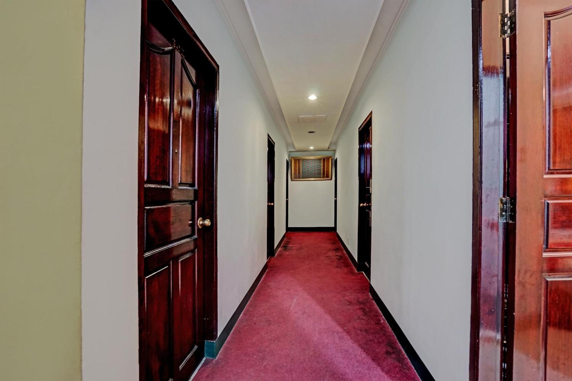 Super Oyo 91805 Hotel Wisma Bari Palembang Exterior foto