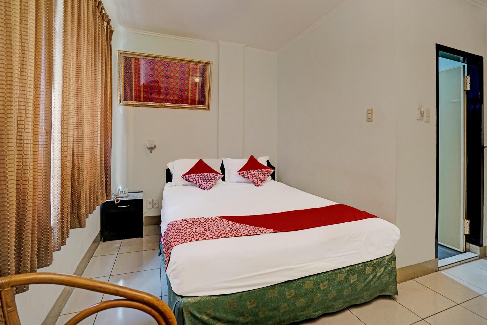 Super Oyo 91805 Hotel Wisma Bari Palembang Exterior foto