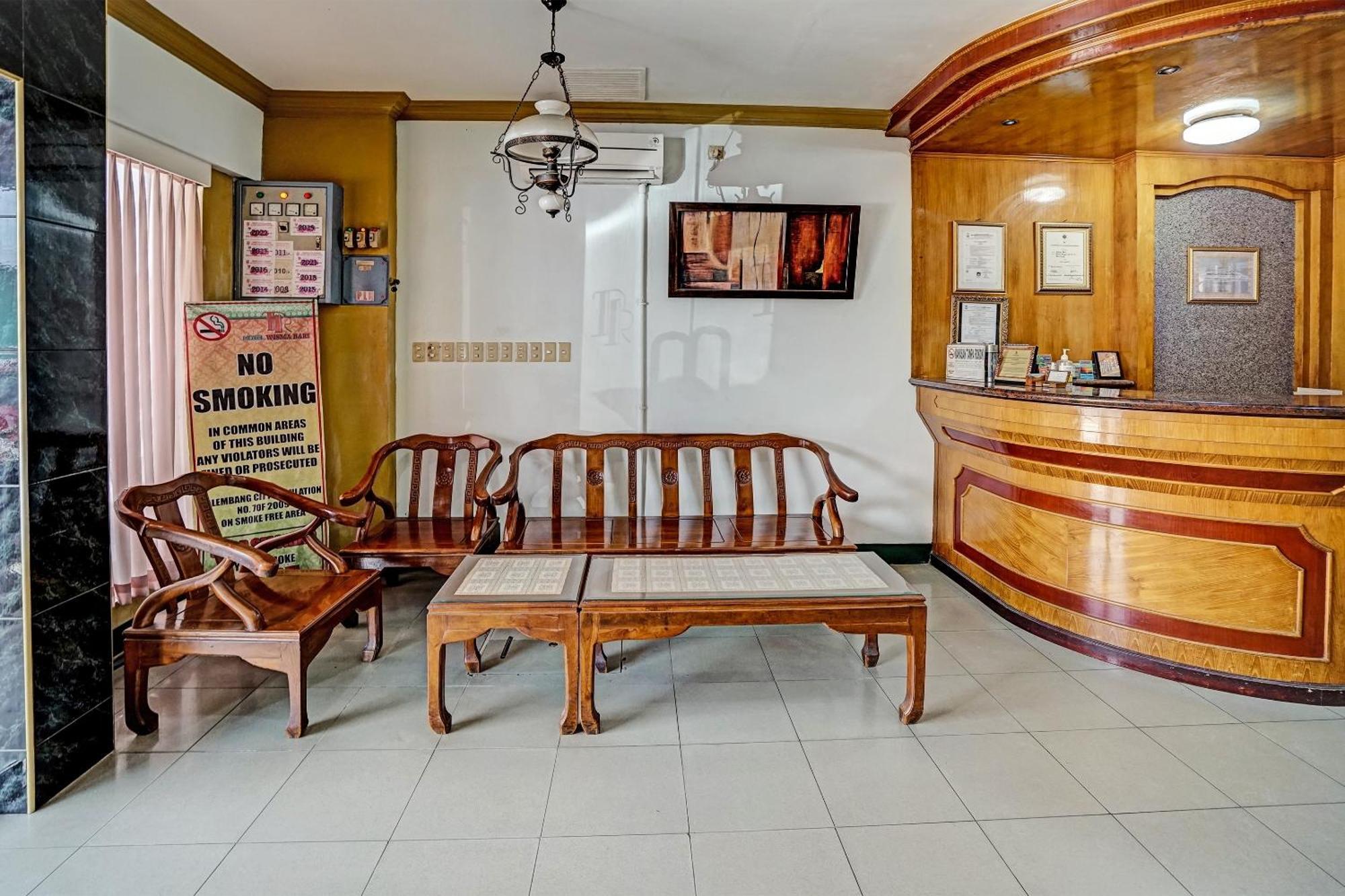 Super Oyo 91805 Hotel Wisma Bari Palembang Exterior foto