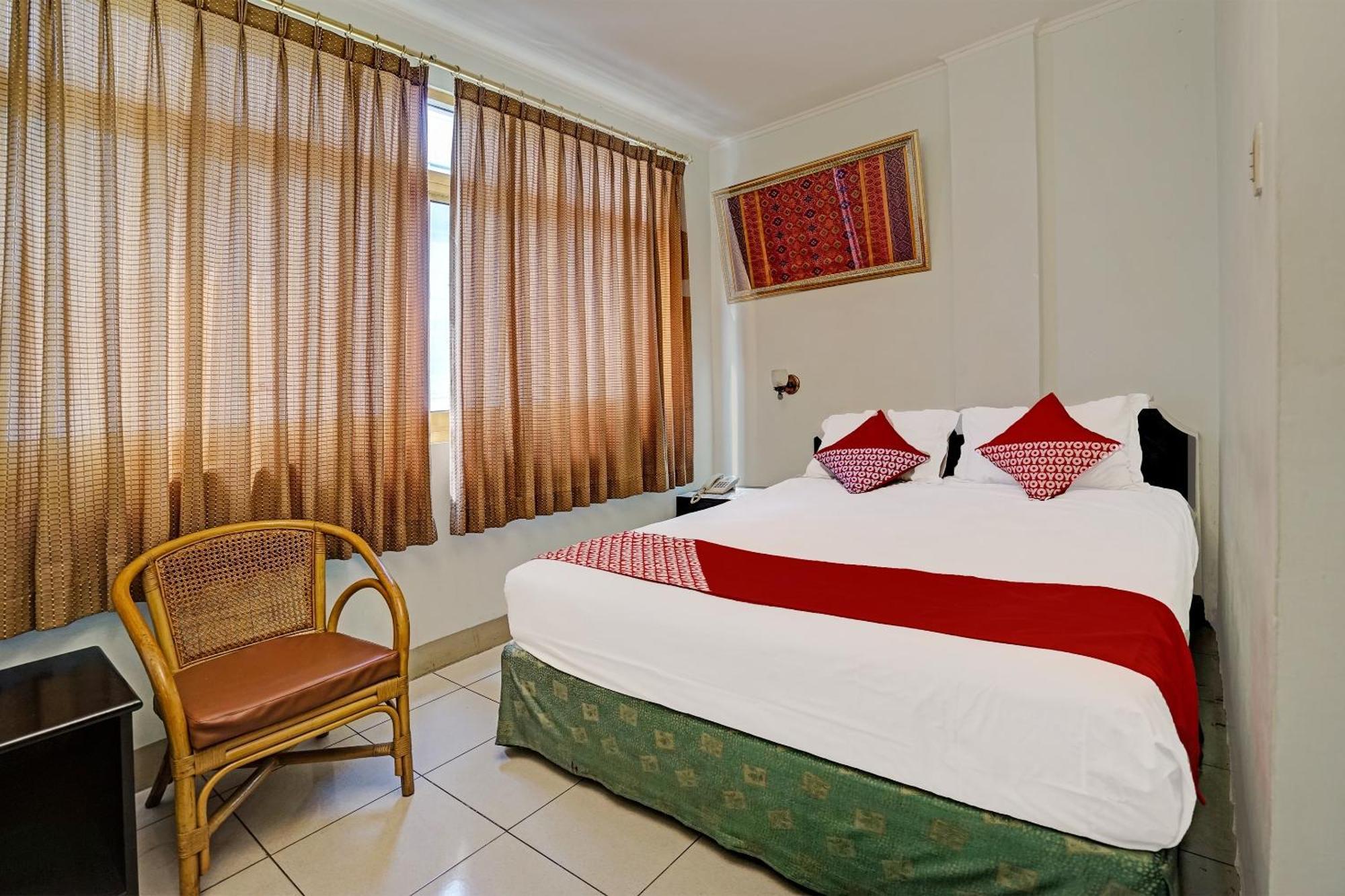 Super Oyo 91805 Hotel Wisma Bari Palembang Exterior foto