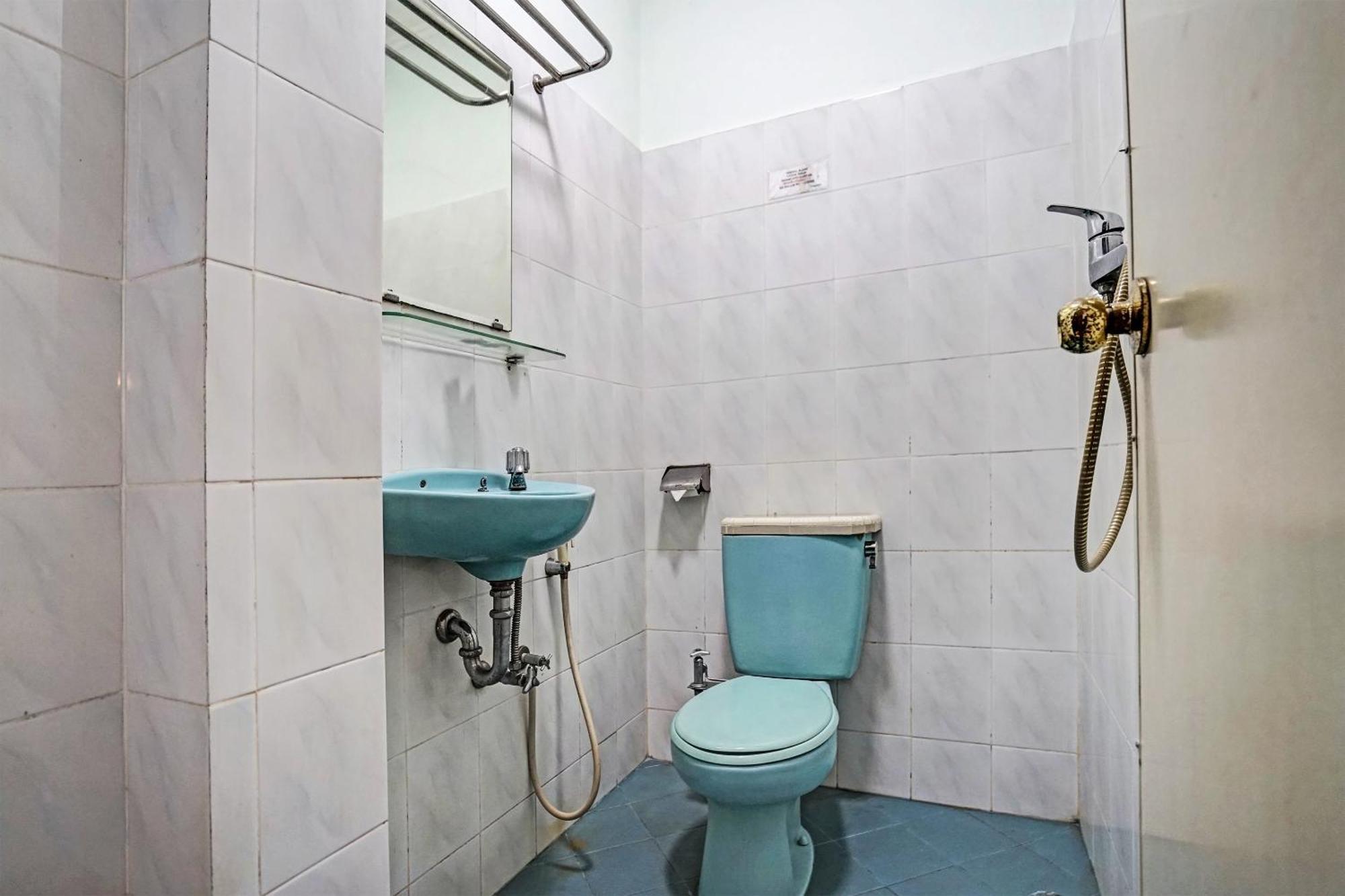 Super Oyo 91805 Hotel Wisma Bari Palembang Exterior foto