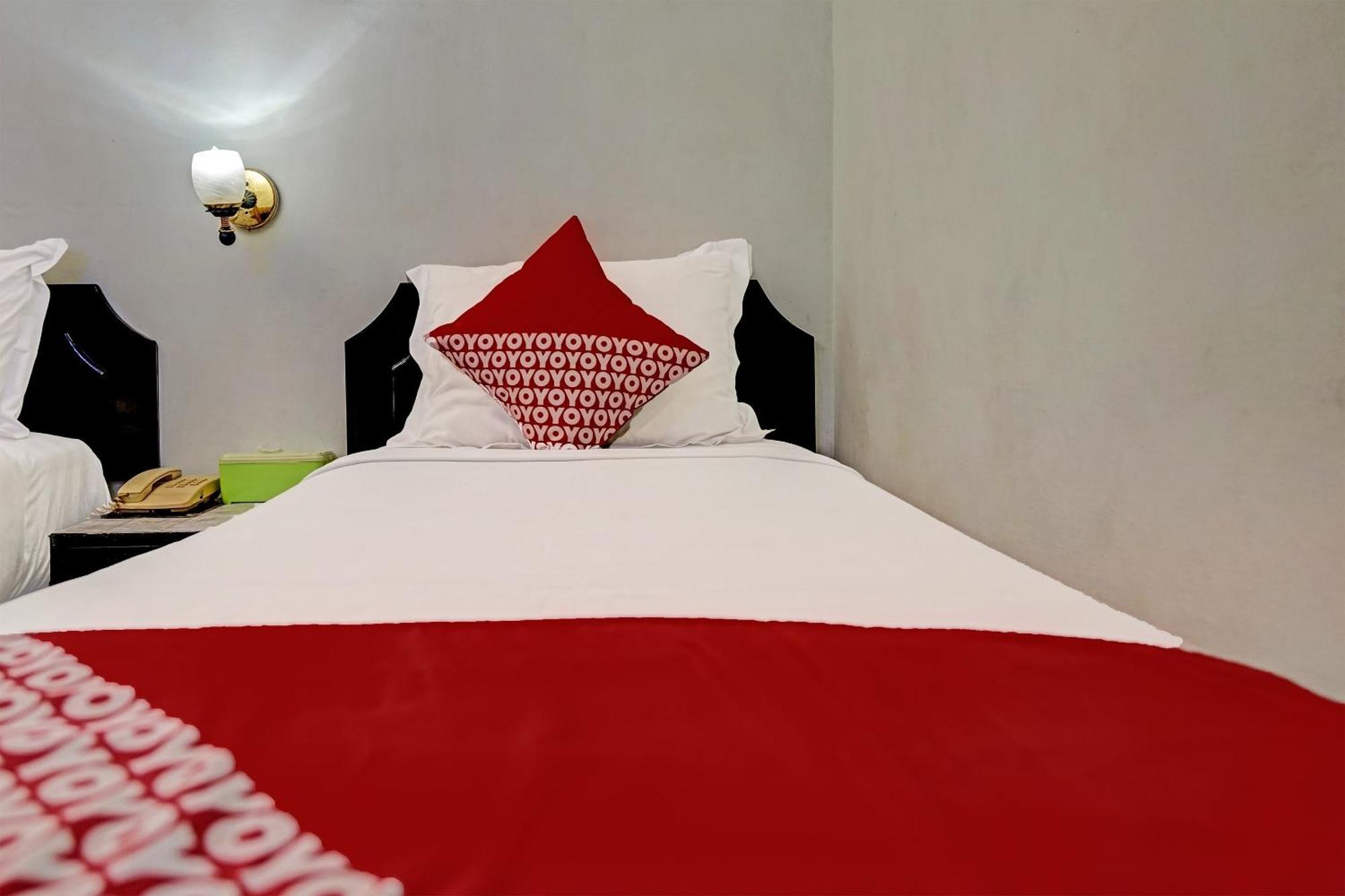 Super Oyo 91805 Hotel Wisma Bari Palembang Exterior foto