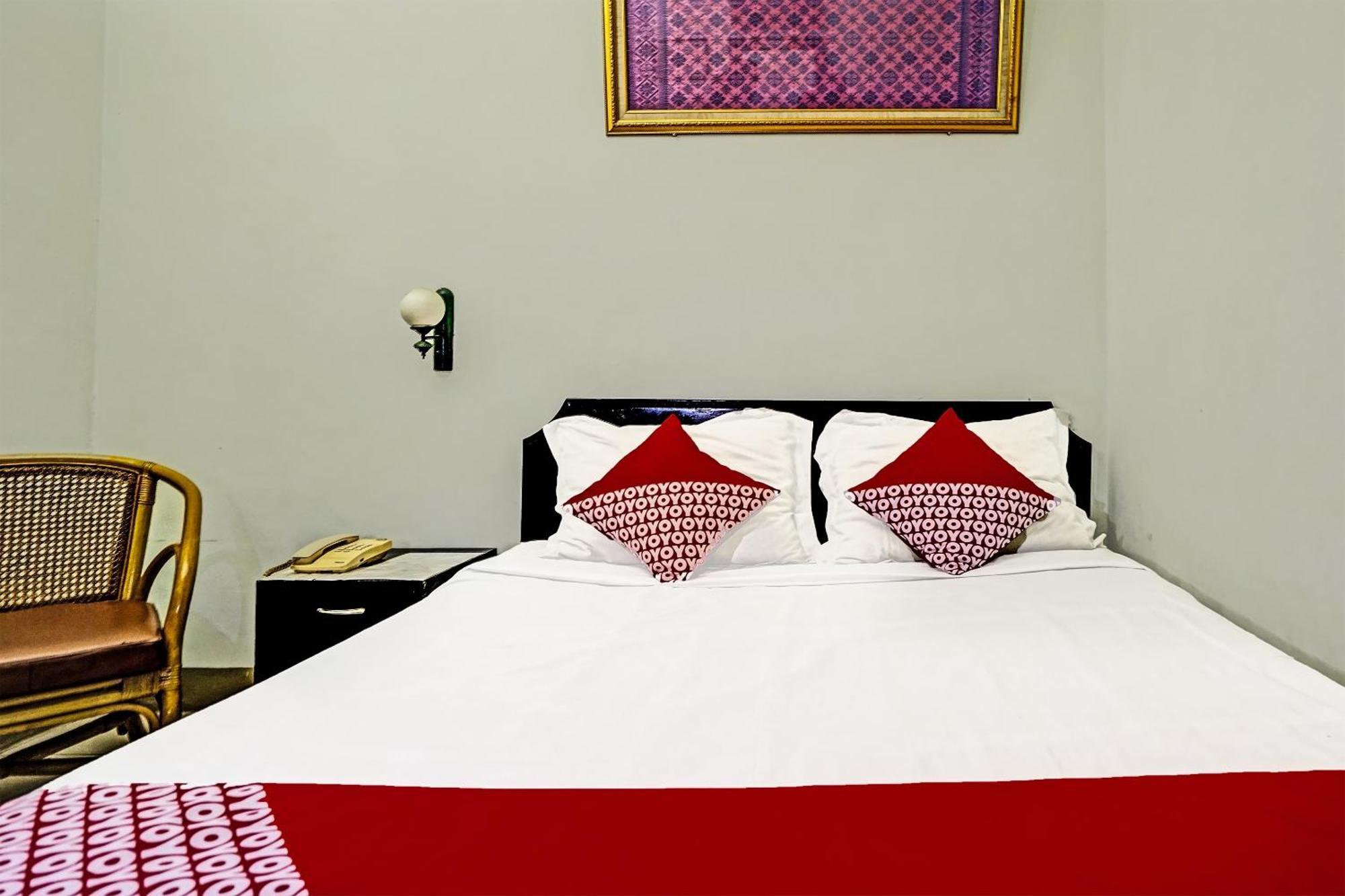 Super Oyo 91805 Hotel Wisma Bari Palembang Exterior foto