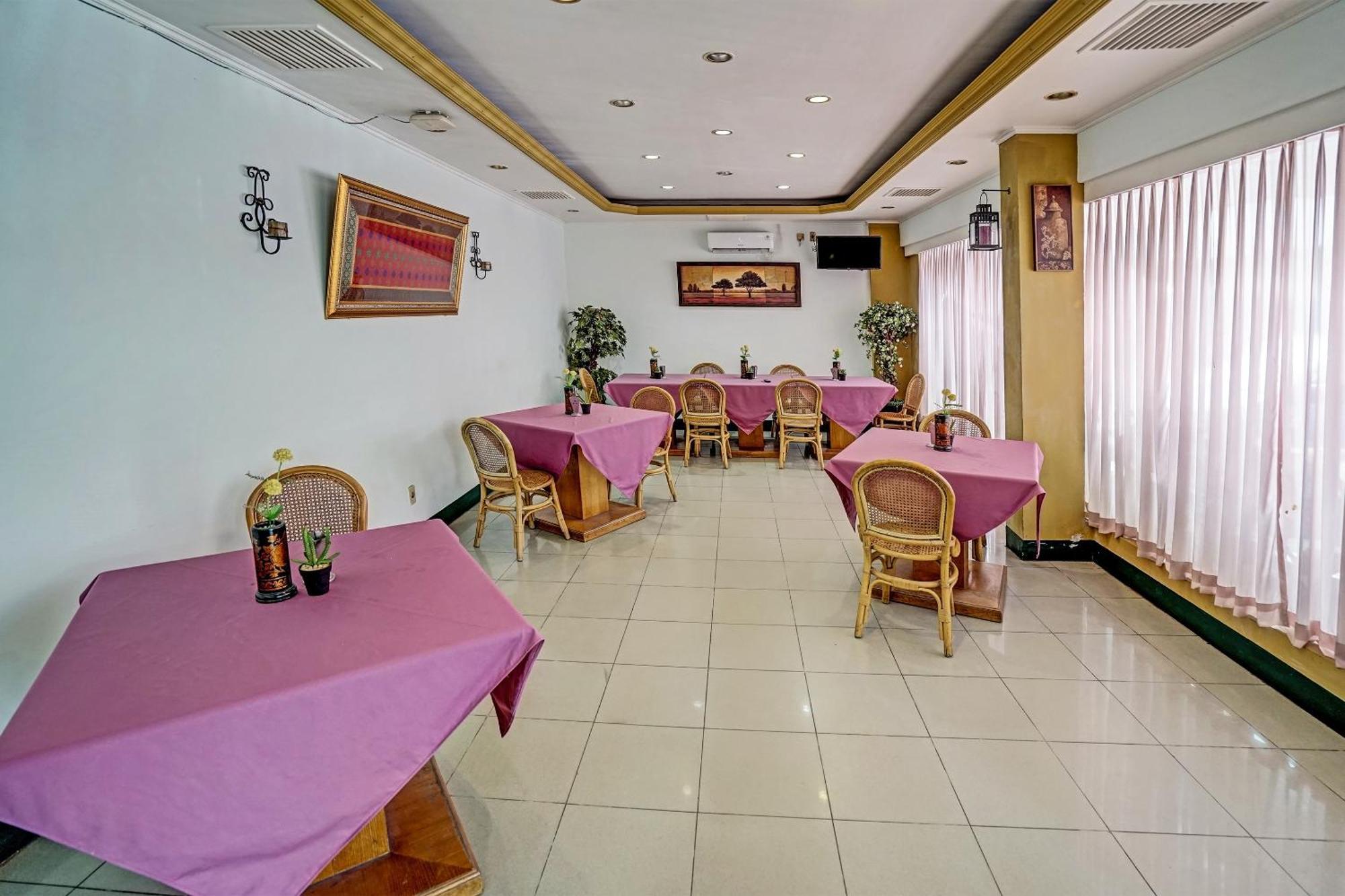 Super Oyo 91805 Hotel Wisma Bari Palembang Exterior foto